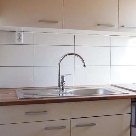 Komplett Laegenhet Med Sjoeutsikt Malmon エクステリア 写真